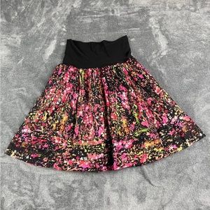 Vintage Eva made in France cotton floral skirt with black elastic band